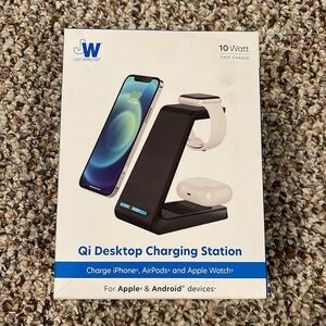 Just Wireless 3-in-1 Qi Charging Pad Compact Design with 6 TPU Cable - Black